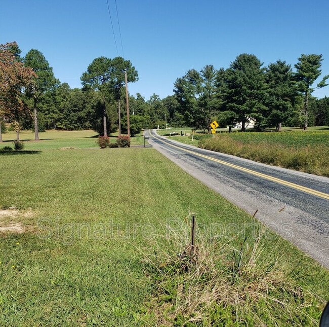 Foto del edificio - 7285 Beulah Church Rd