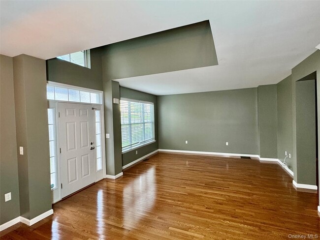 Building Photo - 19 Highrose Ridge Way