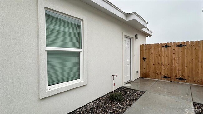 Building Photo - 3217 S Colt Ln
