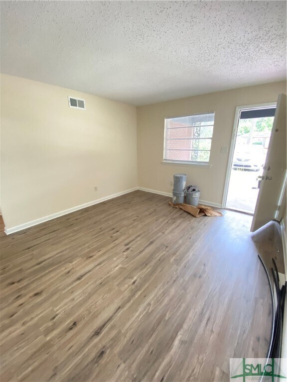 13 Hampstead Ave, Savannah, GA 31405 House for Rent in Savannah, GA