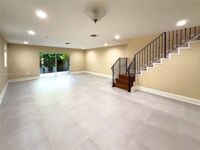 Building Photo - 3148 Indiana St