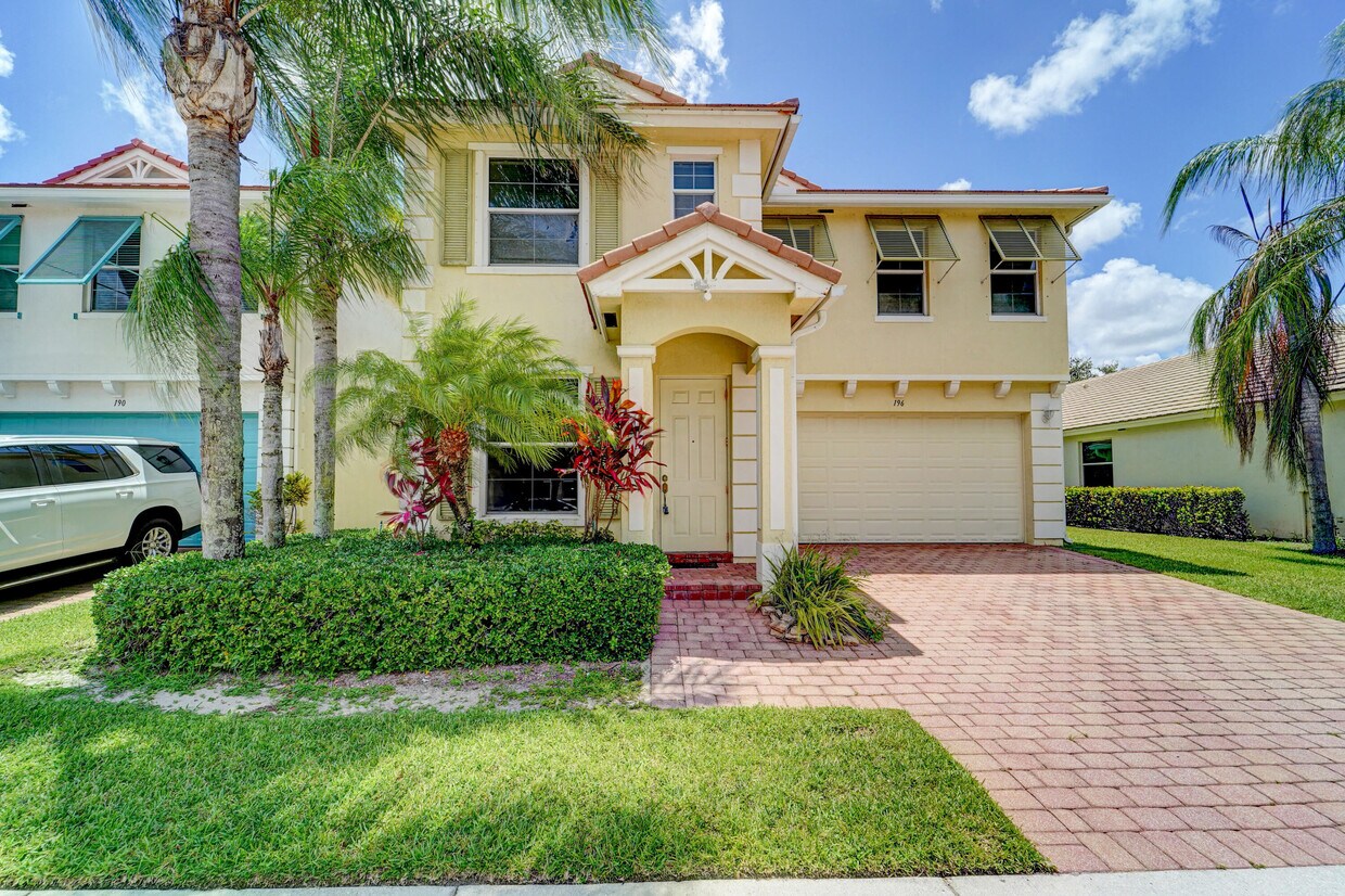 Foto principal - 196 Mulberry Grove Rd