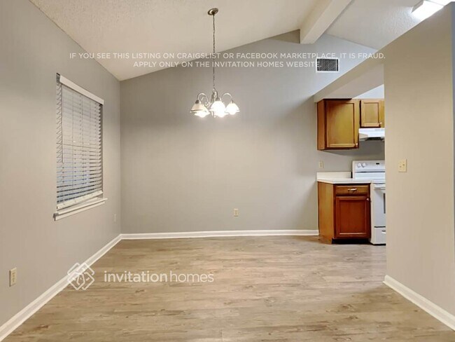 Foto del edificio - 479 Baybrook Dr