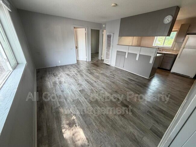 Foto del edificio - 866 N 5th St