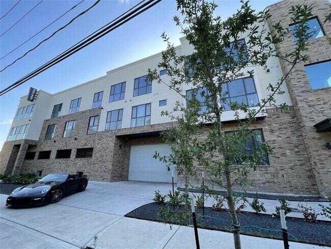 Foto del edificio - 2727 Houston Ave