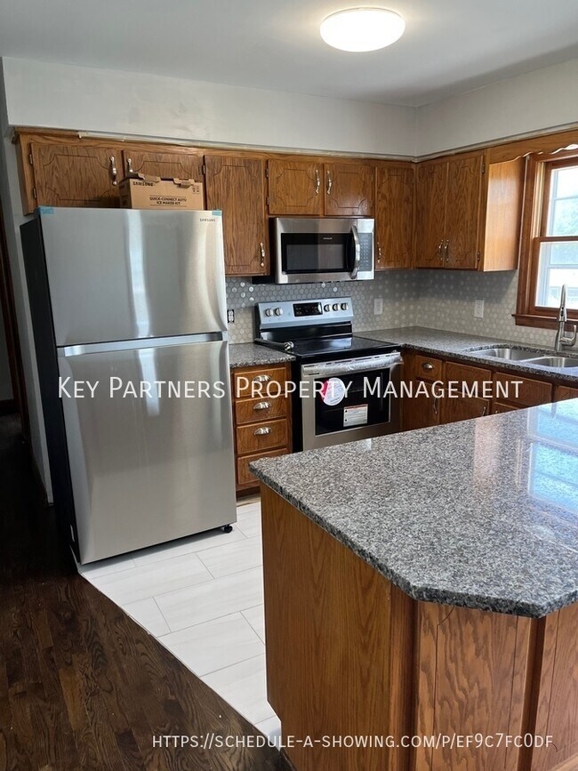 Foto del edificio - 501 NE 88th St
