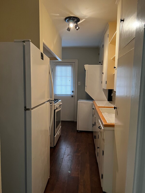 Foto del edificio - 6601 Meadowlawn St