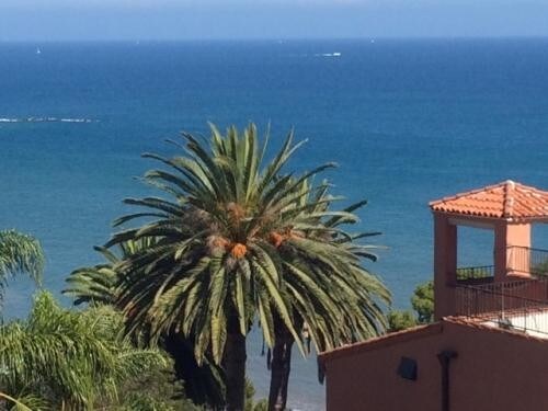 Building Photo - 3811 Bluff Pl