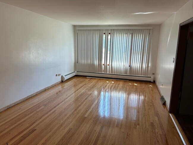 Foto del edificio - 1465 N Northwest Hwy