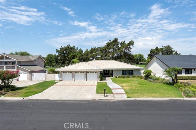 Building Photo - 5921 Country View Dr