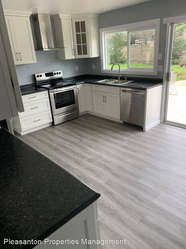 Foto del edificio - 3 br, 2 bath House - 1671 Heidelberg Dr.