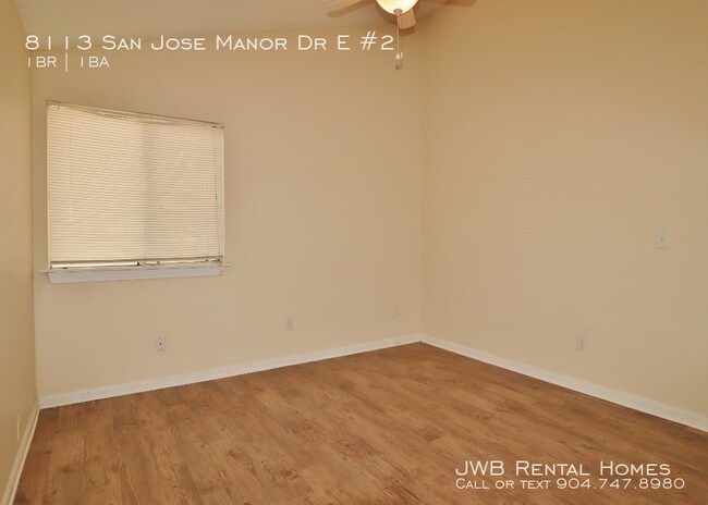 Building Photo - 8113 San Jose Manor Dr E