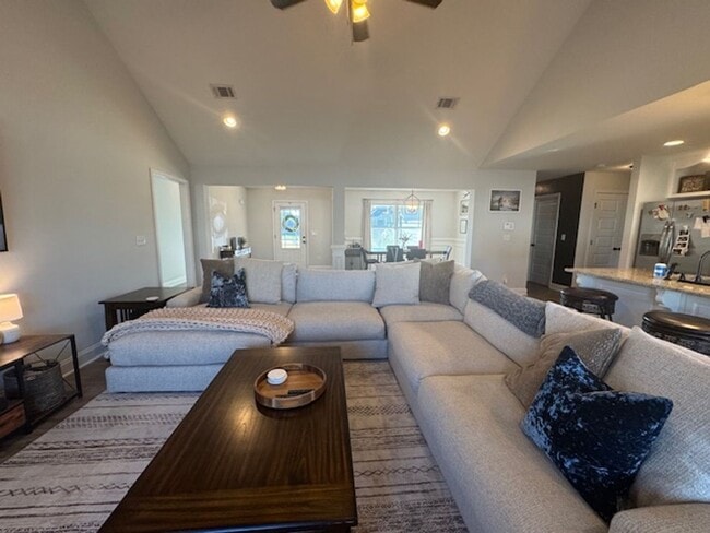 Foto del edificio - 4br/2ba Pet friendly 1-level home in Fort ...