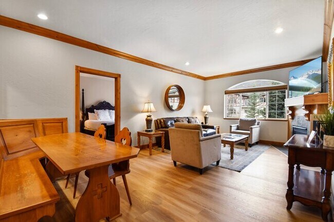 Foto del edificio - Villa 2082 3 Bed 3 Bath Full Kitchen