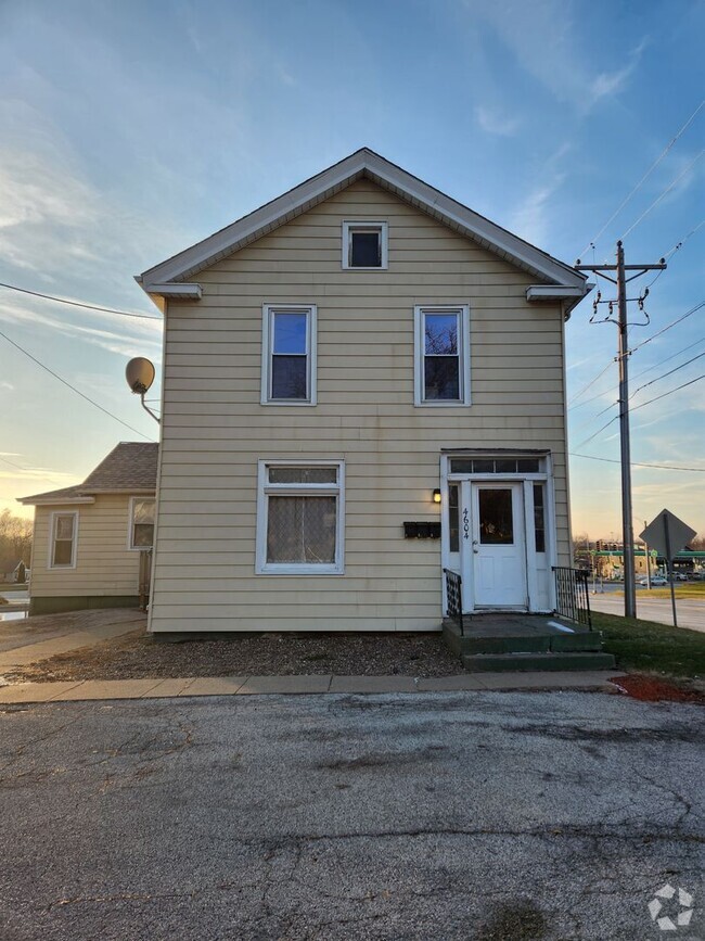 Building Photo - 4604 12th St