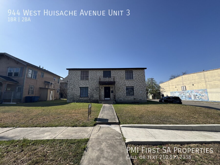 Foto principal - 944 W Huisache Ave
