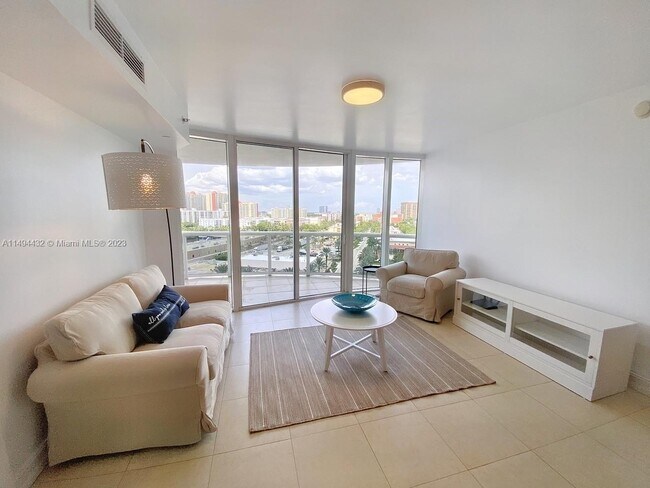 Foto del edificio - 17201 Collins Ave