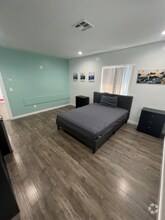 Building Photo - 14836 Archwood St