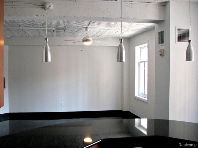 Foto del edificio - 2233 Park Ave