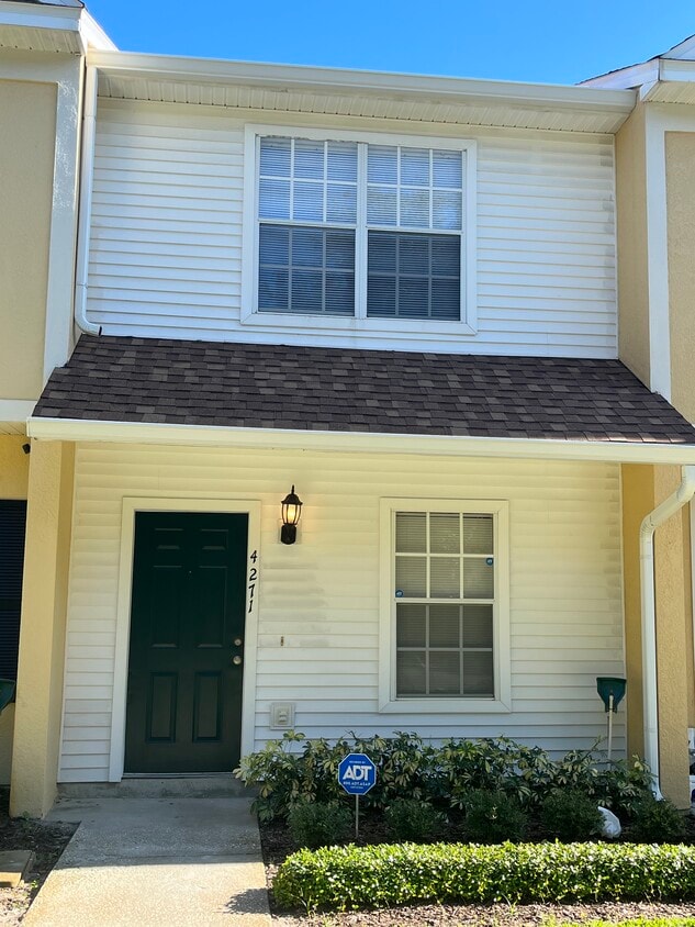 Primary Photo - 4271 Plantation Cove Dr