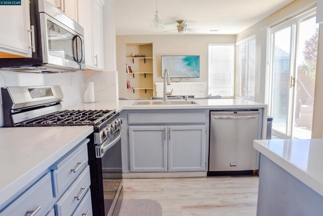 Building Photo - 2090 Heartland Cir
