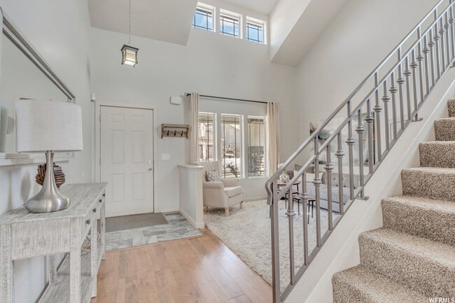 Building Photo - 1802 Longbranch Dr