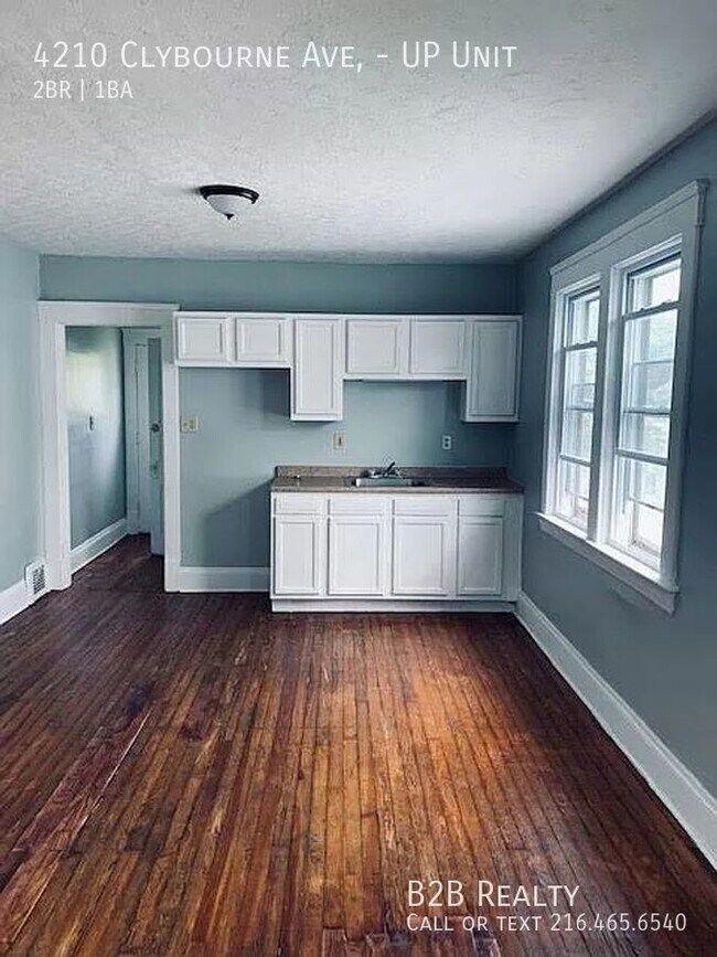Foto del edificio - Charming 2 Bed, 1 Bath Gem- Your Ideal Hom...