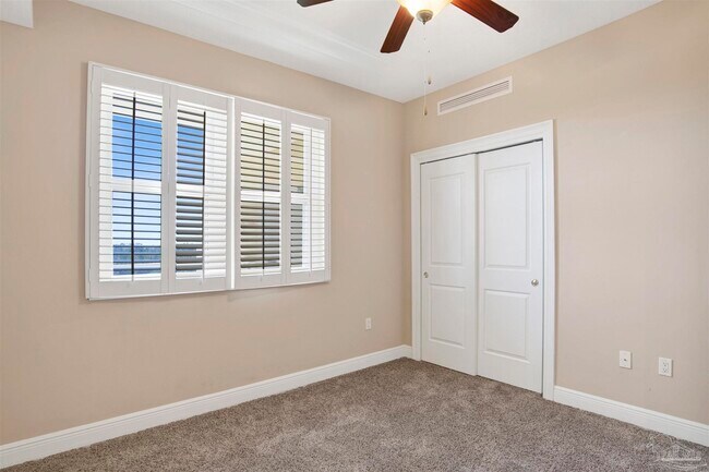 Foto del edificio - 608 Lost Key Dr