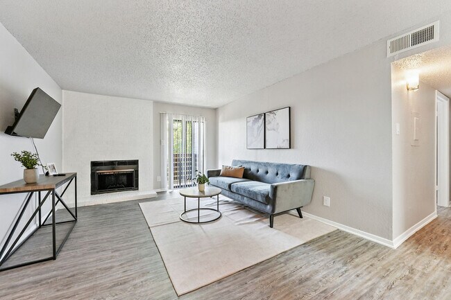 Foto del edificio - 2511 Thomason Cir