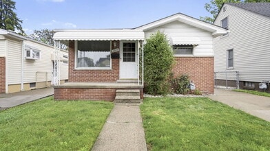 Building Photo - 1072 Mill St