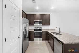 Building Photo - 1230 Concord Dr