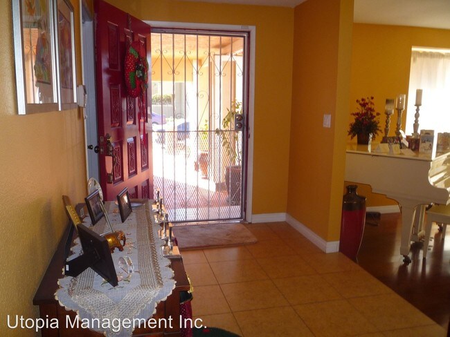 Foto del edificio - 2042 Ilex Ave