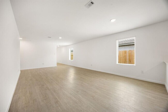 Foto del edificio - 27418 Sweetwater Bay Dr