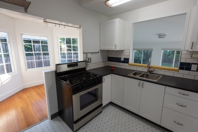 Foto del edificio - Newly remodeled 3 bedroom 1.5 Bath