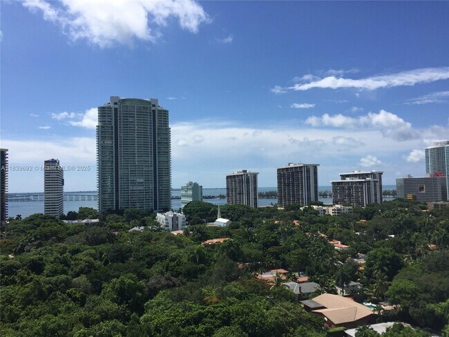 Foto del edificio - 1600 SW 1st Ave