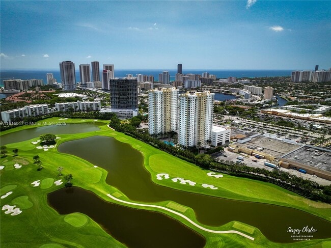 Building Photo - 1745 E Hallandale Beach Blvd