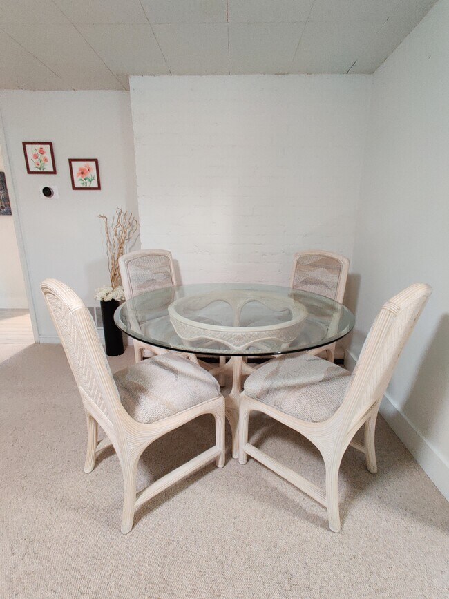 2845 S Highland Dr Unit B, Salt Lake City, UT 84106 Condo for Rent in Salt Lake City, UT