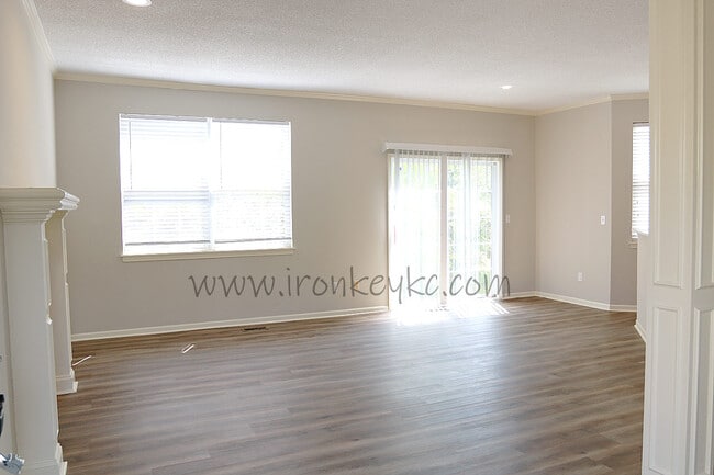 Building Photo - 9219 Boehm Dr