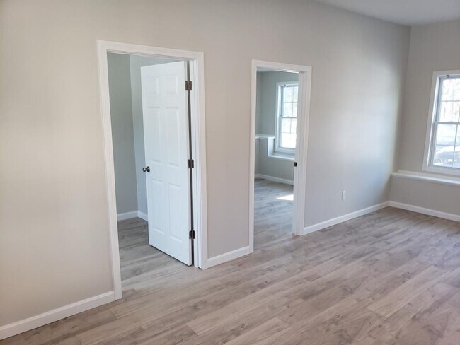 Foto del edificio - 2 Bancroft Rd