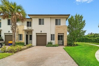 Building Photo - 350 Pioneer Way