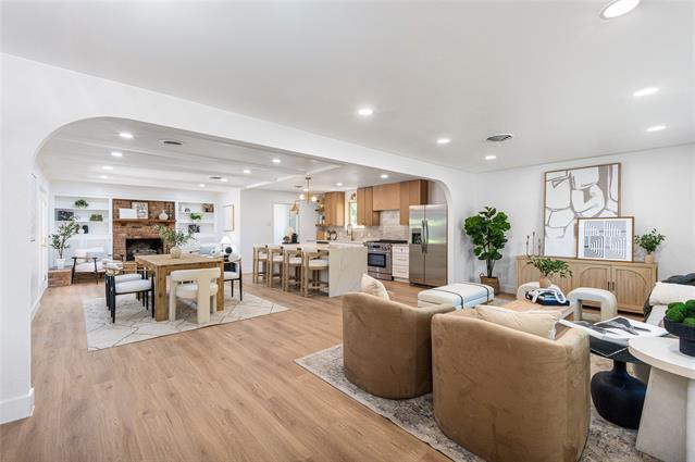 Building Photo - 8540 Bretshire Dr