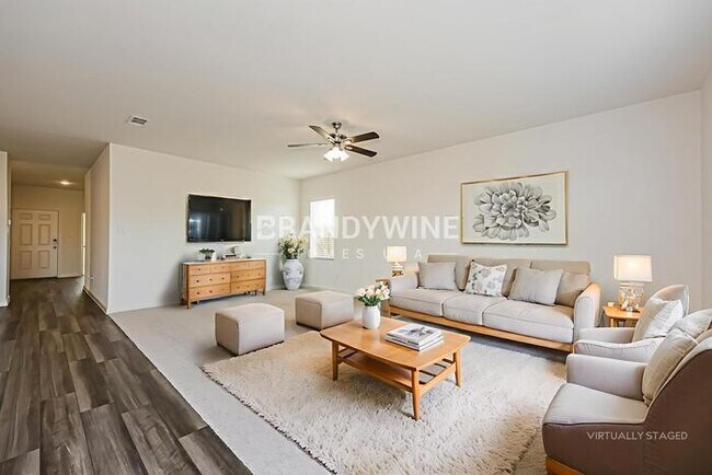 Foto del edificio - 8352 Sniptoe Dr