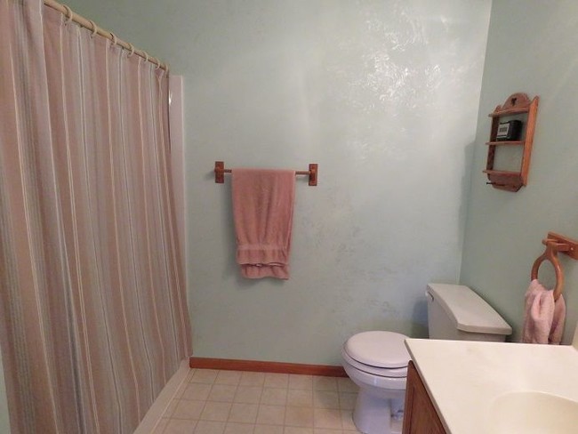 Building Photo - Great 4 bedroom Townhouse in Shakopee