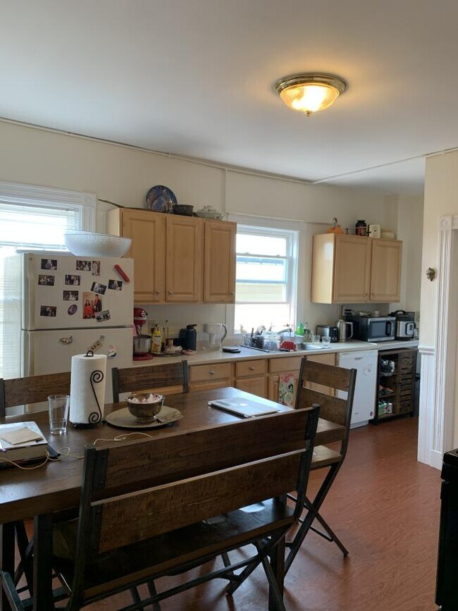 Photo - 4.0 bedroom in Somerville Massachusetts 02143 Apartment