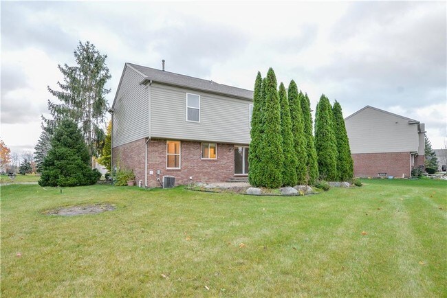 Building Photo - 4680 Pond Run