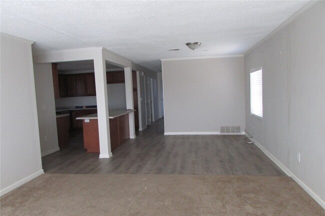 Building Photo - 2175 Maverick Dr