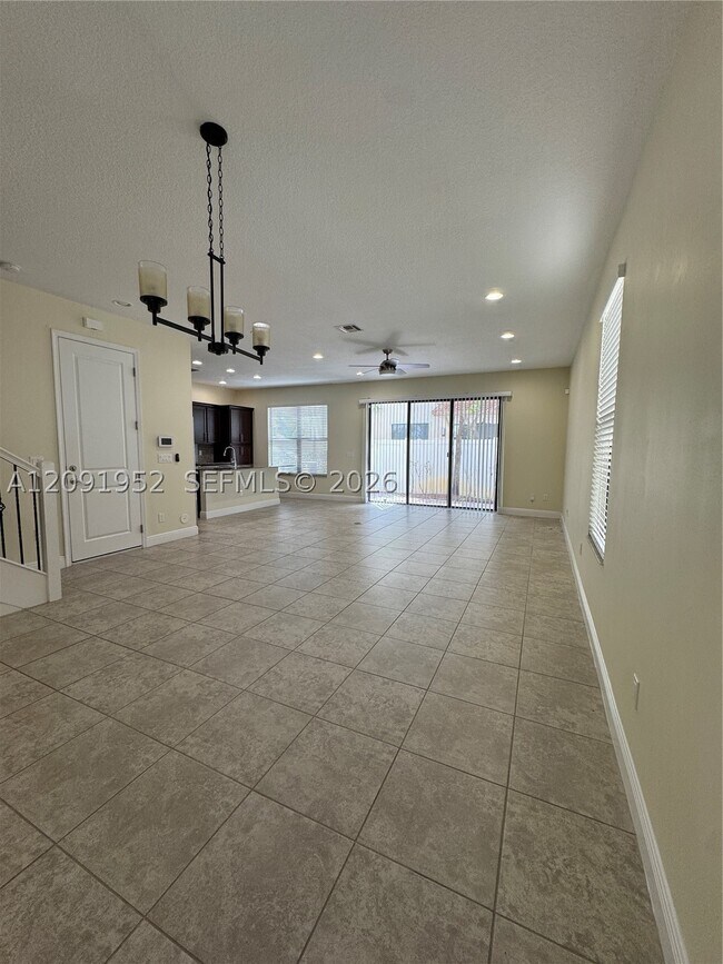 Foto del edificio - 130 NW 209th Trail