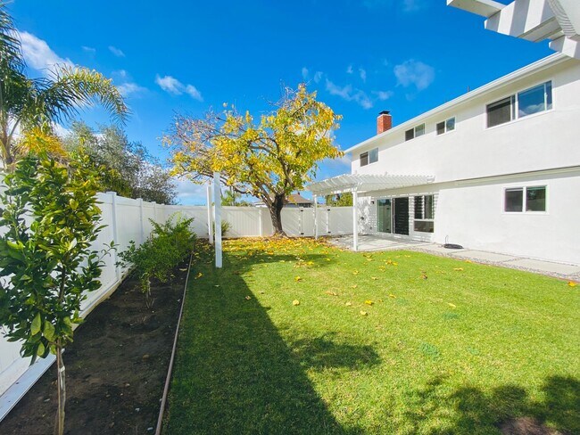 Foto del edificio - Modern Elegance in North Clairemont! Updat...