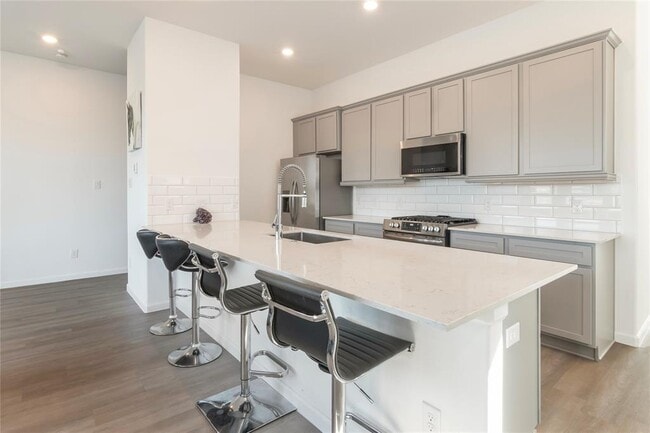 Building Photo - 10626 Cabot Trl