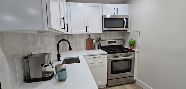 Foto del edificio - 5813 Tampico Rd